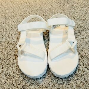 NEW DV by Dolce Vita Kids White Zaidey Velcro Sandal